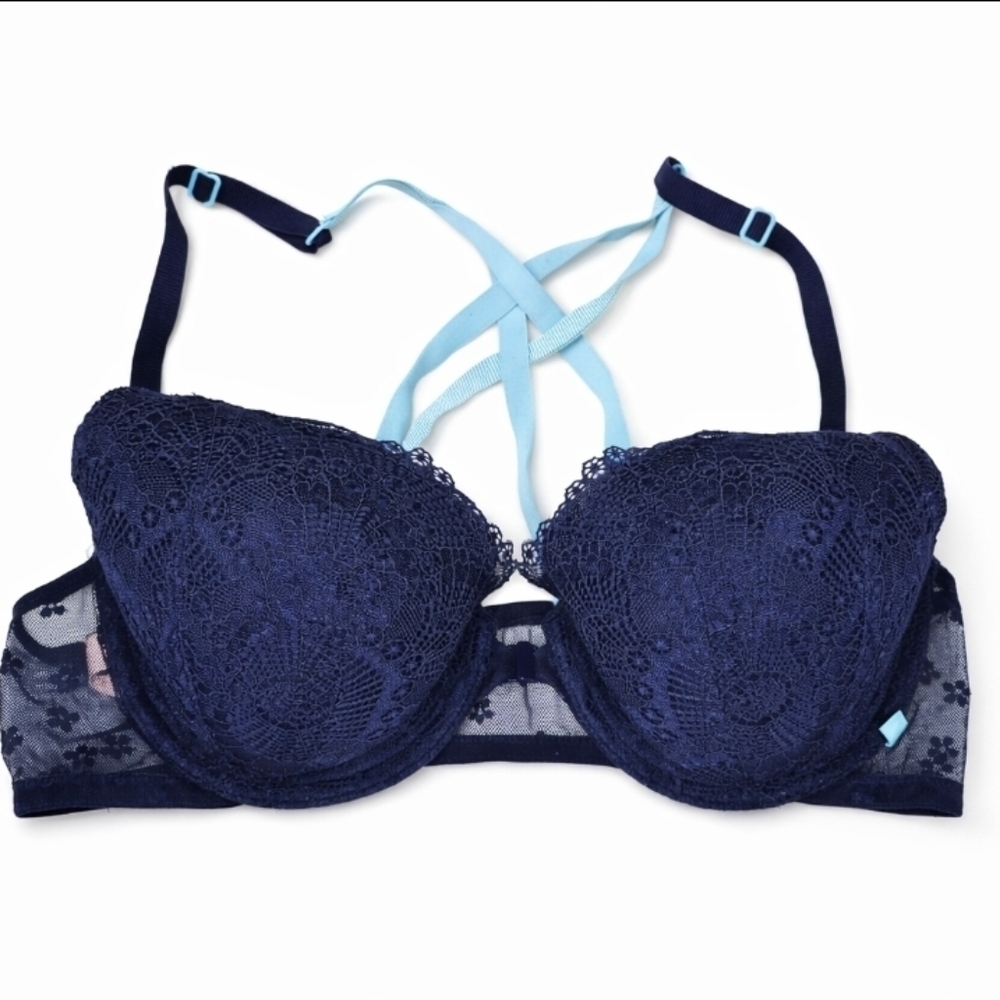 •VS Demi Front Clasp Bra